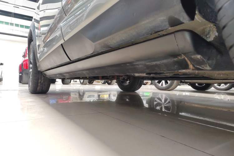 Used Haval H Dog 2023 2.0T Two-Wheel Drive Chaoye Version Plus Left Side Sill