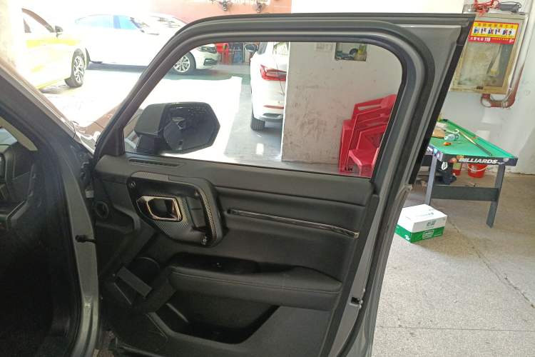 Used Haval H Dog 2023 2.0T Two-Wheel Drive Chaoye Version Plus Right Front Door Interior