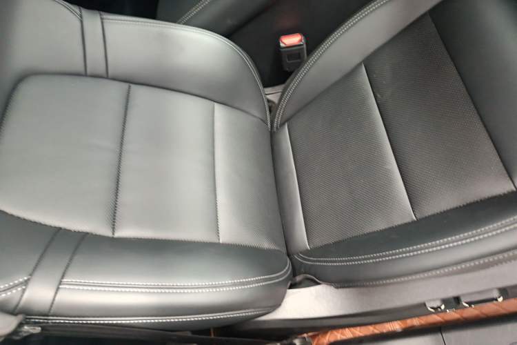 Used Haval H Dog 2023 2.0T Two-Wheel Drive Chaoye Version Plus Right Front Seat