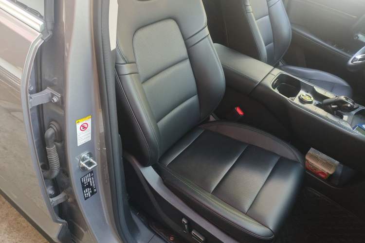 Used Haval H Dog 2023 2.0T Two-Wheel Drive Chaoye Version Plus Right Front Seat