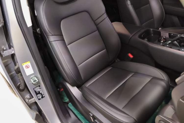 Used Haval H Dog 2023 2.0T Two-Wheel Drive Chaoye Version Plus Right Front Seat