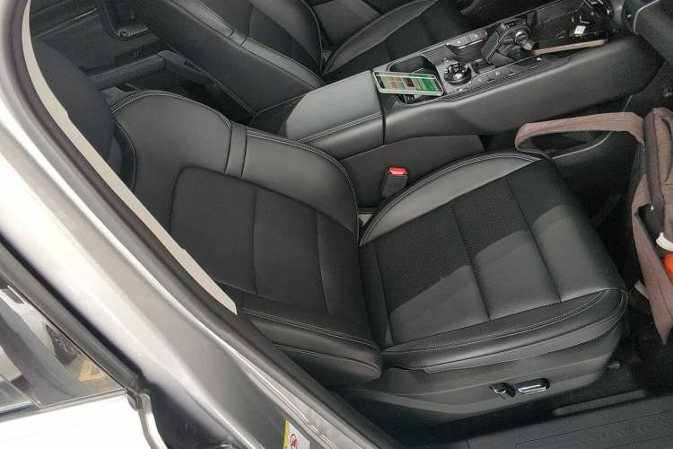 Used Haval H Dog 2023 2.0T Two-Wheel Drive Chaoye Version Plus Right Front Seat