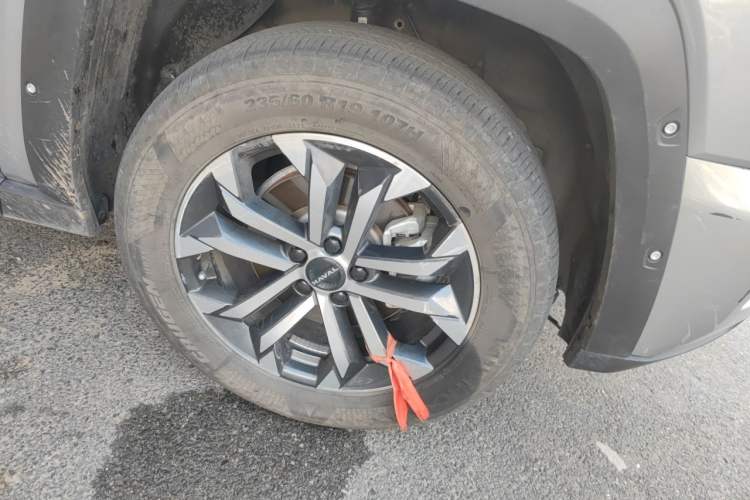Used Haval H Dog 2023 1.5T Two-Wheel Drive Chao Ye Version Plus Right Front Wheel Hub