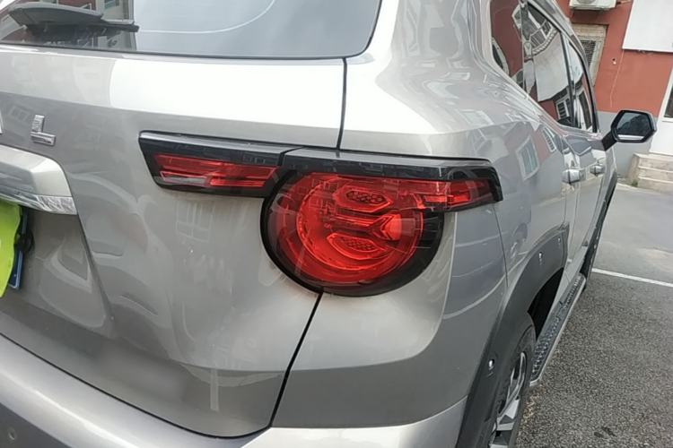Used Haval H Dog 2023 1.5T Two-Wheel Drive Chao Ye Version Plus Right Rear Taillight