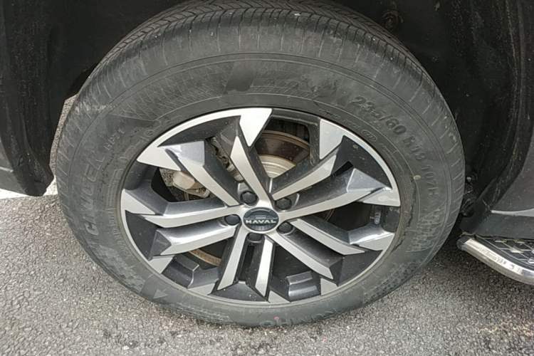 Used Haval H Dog 2023 1.5T Two-Wheel Drive Chao Ye Version Plus Right Rear Wheel Hub