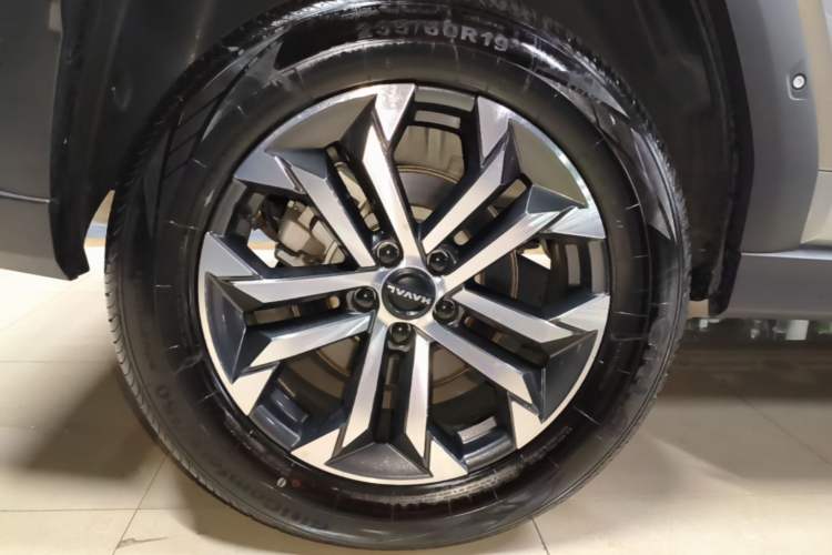 Used Haval H Dog 2023 2.0T Two-Wheel Drive Chaoye Version Plus Right Rear Wheel Hub