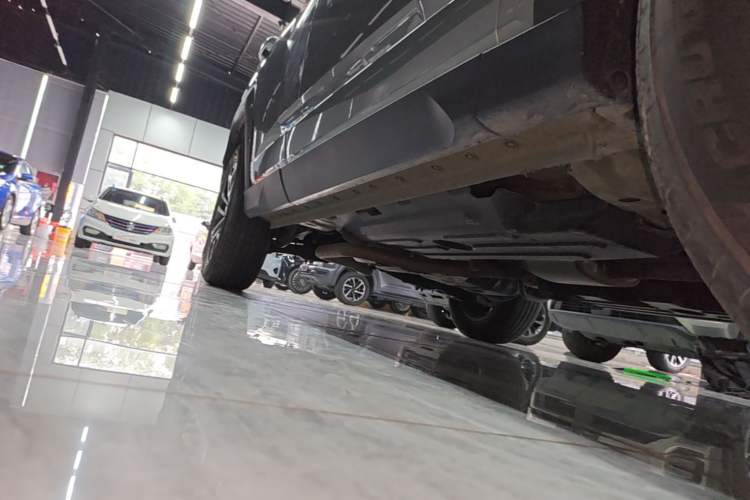Used Haval H Dog 2023 2.0T Two-Wheel Drive Chaoye Version Plus Right Side Sill