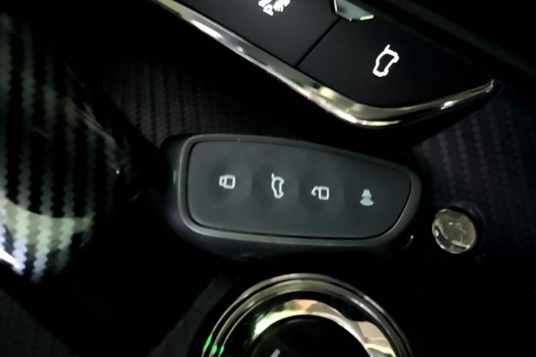 Used Haval H Dog 2023 1.5T Two-Wheel Drive Chao Ye Version Plus Vehicle Key