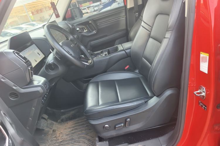 Used Haval H Dog 2023 2.0T Two-Wheel Drive Trendy Outdoor Edition Left Front Seat