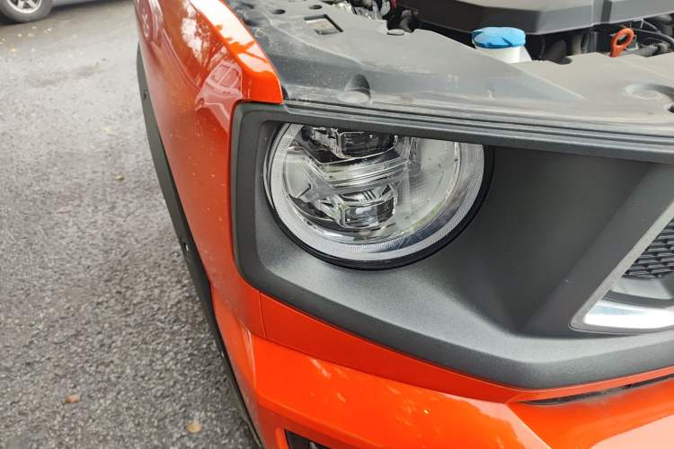 Used Haval H Dog 2023 2.0T Two-Wheel Drive Chaoye Version Plus Right Front Headlight