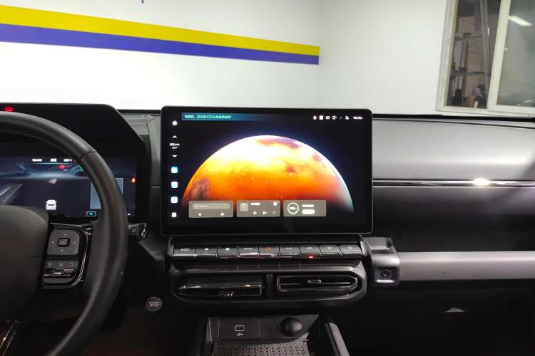Used Haval H Dog 2023 2.0T All-Wheel-Drive Chaoye Plus Audio And AC Panel