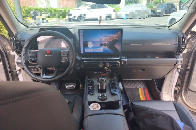 Used Haval H Dog 2023 2.0T Two-Wheel Drive Chaoye Version Plus Center Console