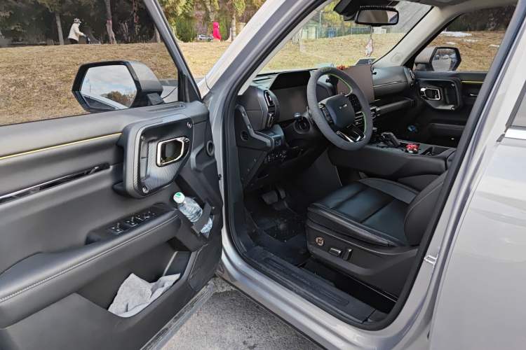 Used Haval H Dog 2023 2.0T All-Wheel-Drive Chaoye Plus Driver Seat