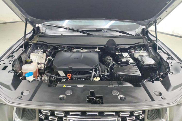 Used Haval H Dog 2023 2.0T All-Wheel-Drive Chaoye Plus Engine Bay