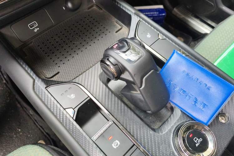 Used Haval H Dog 2023 1.5T Two-Wheel Drive Chao Ye Version Plus Gear Lever