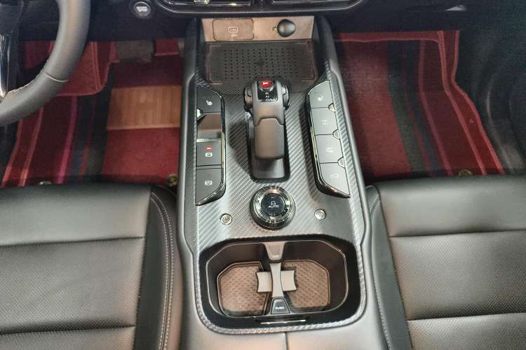 Used Haval H Dog 2023 2.0T All-Wheel-Drive Chaoye Plus Gear Lever