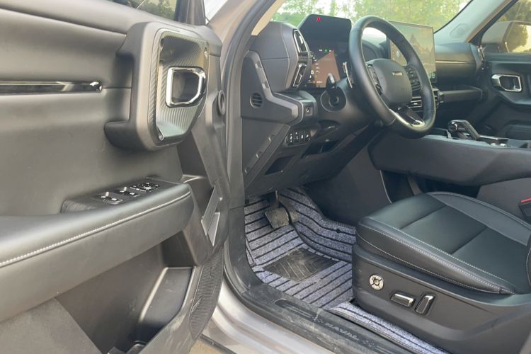 Used Haval H Dog 2023 2.0T Two-Wheel Drive Chaoye Version Plus Interior 4