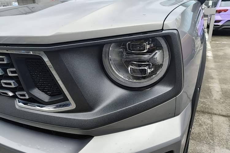 Used Haval H Dog 2023 2.0T Two-Wheel Drive Chaoye Version Plus Left Front Headlight