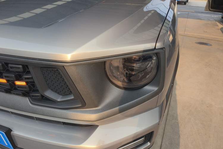 Used Haval H Dog 2023 1.5T Two-Wheel Drive Chao Ye Version Plus Left Front Headlight