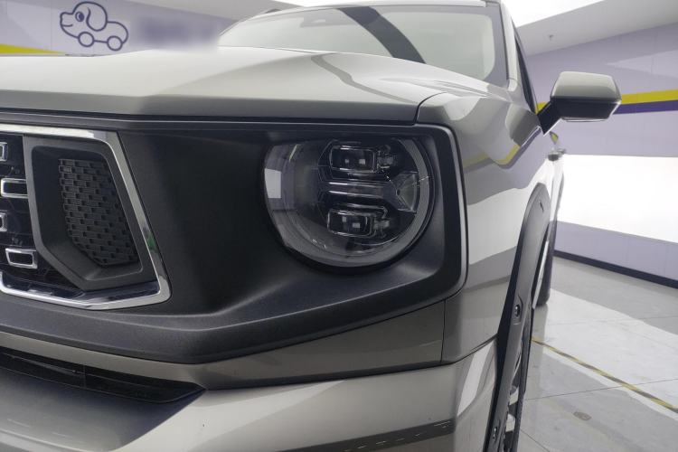 Used Haval H Dog 2023 2.0T All-Wheel-Drive Chaoye Plus Left Front Headlight