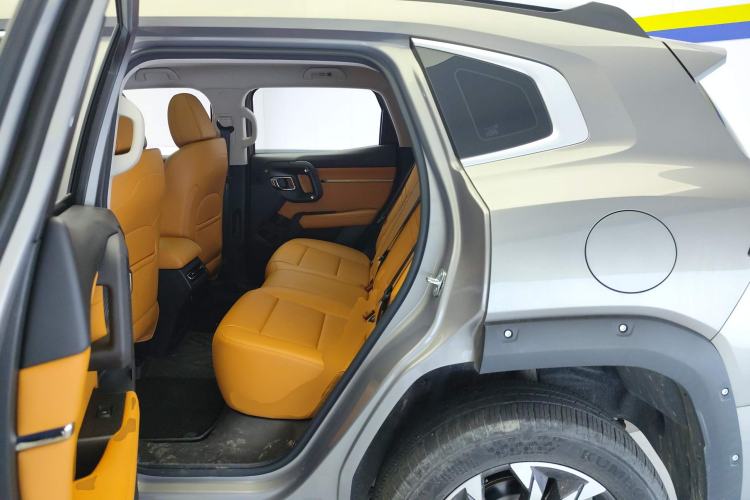Used Haval H Dog 2023 2.0T Two-Wheel Drive Chaoye Version Plus Left Rear Seat
