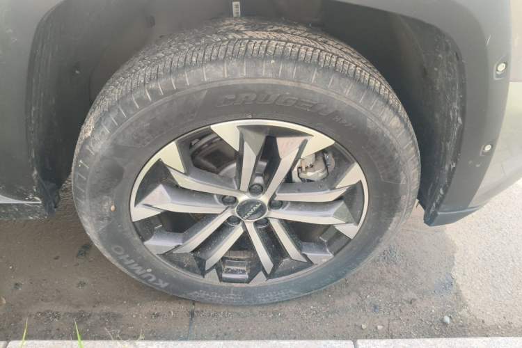 Used Haval H Dog 2023 2.0T Two-Wheel Drive Chaoye Version Plus Right Front Wheel Hub