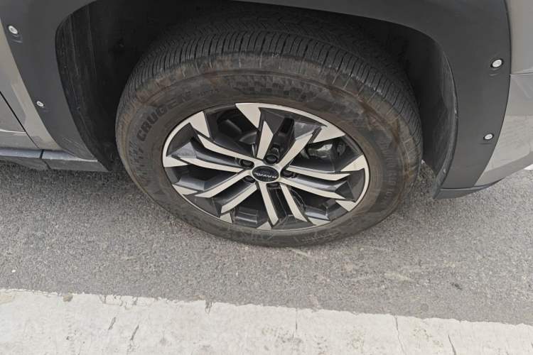 Used Haval H Dog 2023 1.5T Two-Wheel Drive Chao Ye Version Plus Right Front Wheel Hub