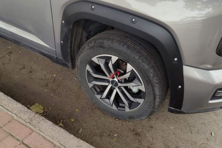 Used Haval H Dog 2023 1.5T Two-Wheel Drive Chao Ye Version Plus Right Front Wheel Hub