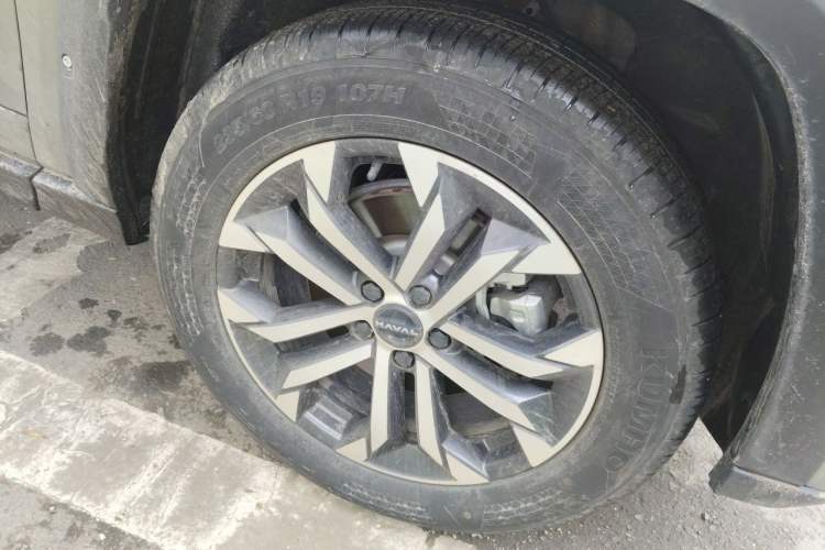 Used Haval H Dog 2023 1.5T Two-Wheel Drive Chao Ye Version Plus Right Front Wheel Hub