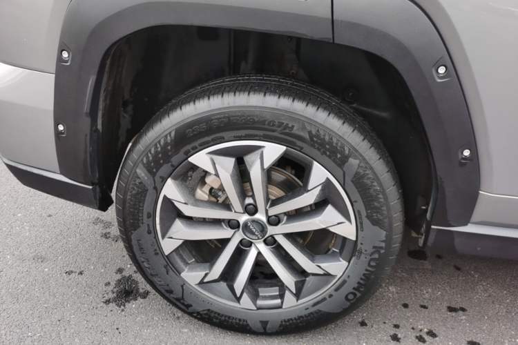 Used Haval H Dog 2023 2.0T Two-Wheel Drive Chaoye Version Plus Right Rear Wheel Hub