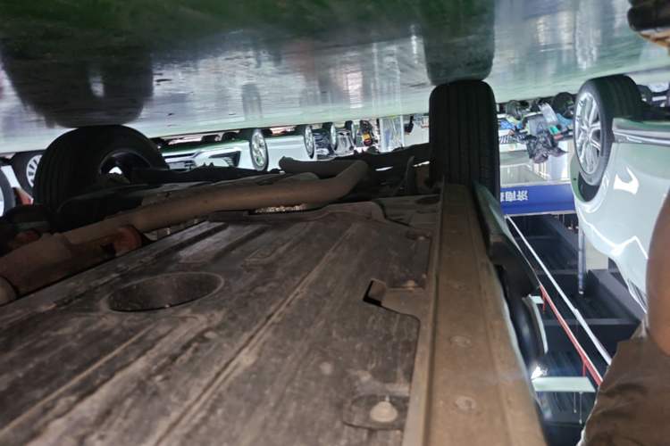 Used Haval H Dog 2023 1.5T Two-Wheel Drive Chao Ye Version Plus Right Side Sill