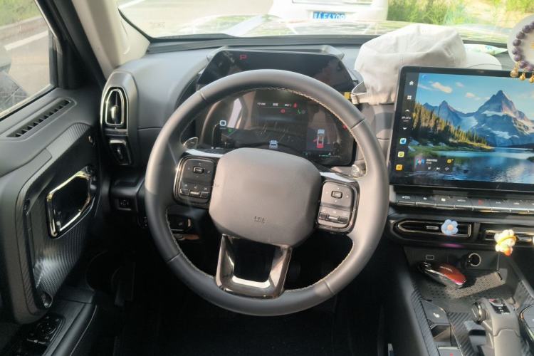 Used Haval H Dog 2023 2.0T Two-Wheel Drive Chaoye Version Plus Steering Wheel