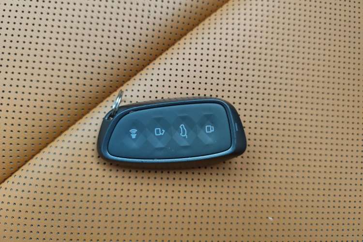 Used Haval H Dog 2023 2.0T Two-Wheel Drive Chaoye Version Plus Vehicle Key