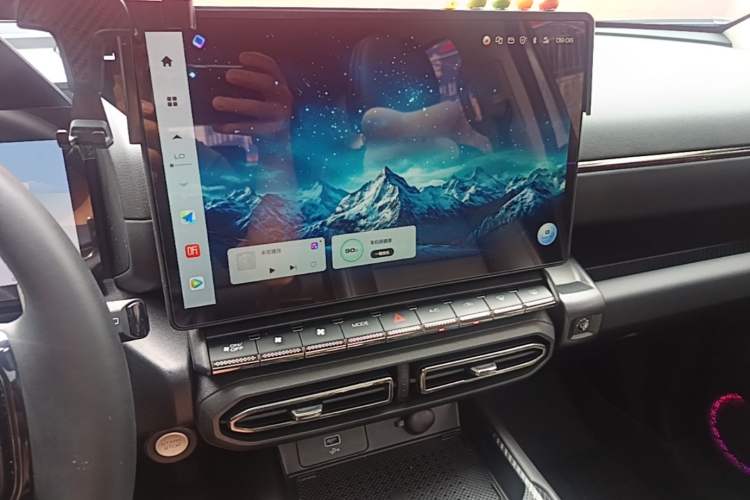 Used Haval H Dog 2023 2.0T Two-Wheel Drive Chaoye Version Plus Audio And AC Panel