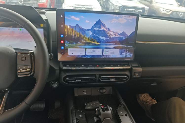 Used Haval H Dog 2023 2.0T Two-Wheel Drive Chaoye Version Plus Audio And AC Panel
