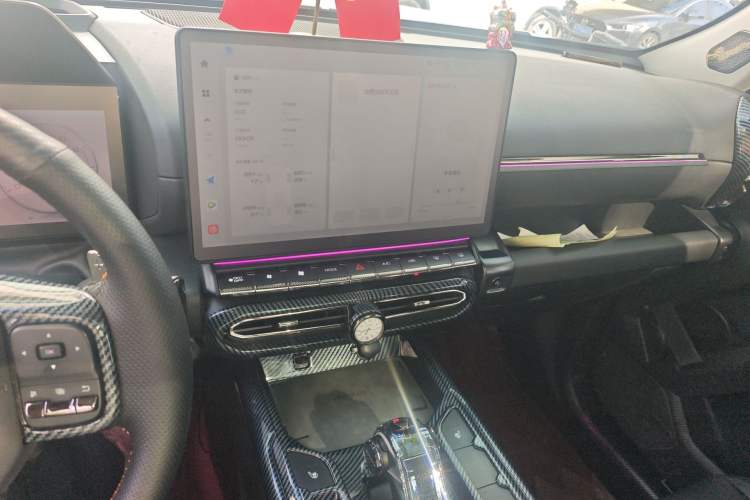 Used Haval H Dog 2023 2.0T Two-Wheel Drive Chaoye Version Plus Audio And AC Panel
