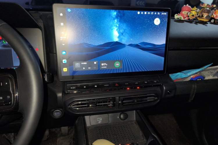 Used Haval H Dog 2023 2.0T Two-Wheel Drive Chaoye Version Plus Audio And AC Panel