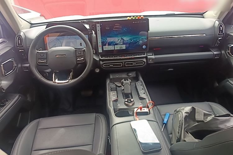 Used Haval H Dog 2023 2.0T Two-Wheel Drive Chaoye Version Plus Center Console