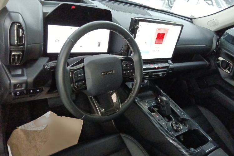 Used Haval H Dog 2023 2.0T Two-Wheel Drive Chaoye Version Plus Center Console