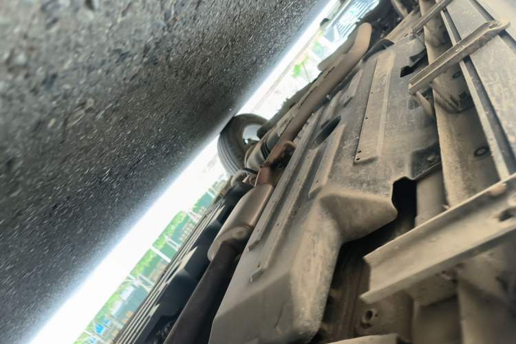 Used Haval H Dog 2023 2.0T Two-Wheel Drive Chaoye Version Plus Chassis Front Right