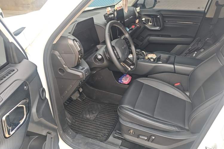 Used Haval H Dog 2023 2.0T Two-Wheel Drive Chaoye Version Plus Driver Seat