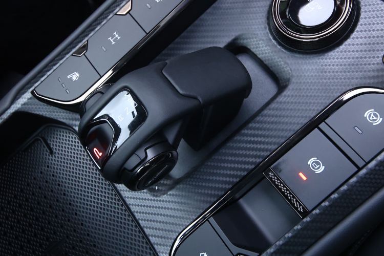 Used Haval H Dog 2023 2.0T All-Wheel-Drive Chaoye Plus Gear Lever