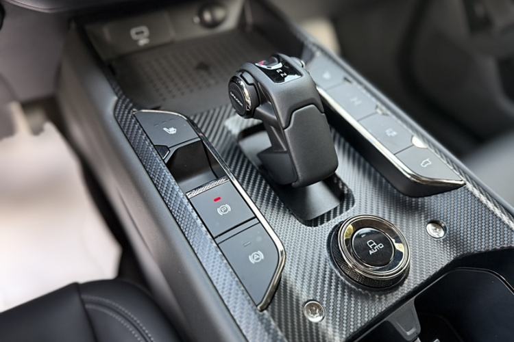 Used Haval H Dog 2023 2.0T All-Wheel-Drive Chaoye Plus Gear Lever