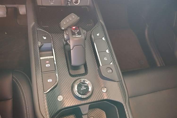 Used Haval H Dog 2023 2.0T Two-Wheel Drive Chaoye Version Plus Gear Lever