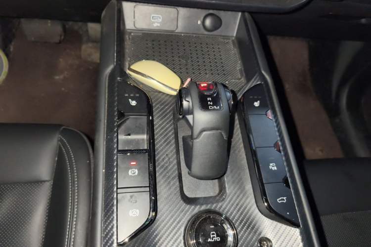Used Haval H Dog 2023 2.0T Two-Wheel Drive Chaoye Version Plus Gear Lever