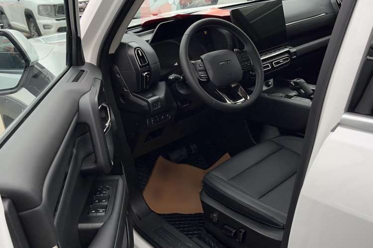 Used Haval H Dog 2023 2.0T All-Wheel-Drive Chaoye Plus Interior 2