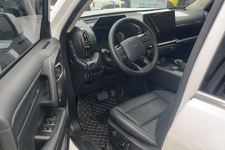 Used Haval H Dog 2023 2.0T All-Wheel-Drive Chaoye Plus Interior 2