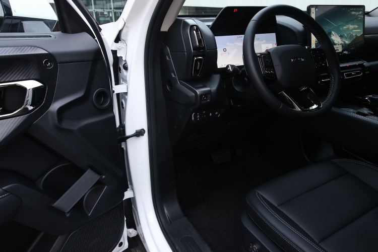 Used Haval H Dog 2023 2.0T All-Wheel-Drive Chaoye Plus Interior 3