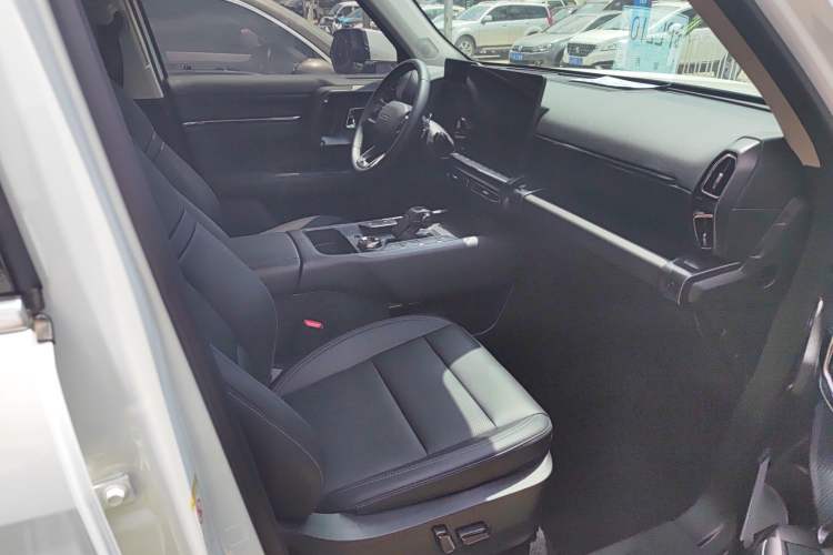 Used Haval H Dog 2023 1.5T Two-Wheel Drive Chao Ye Version Plus Interior 5