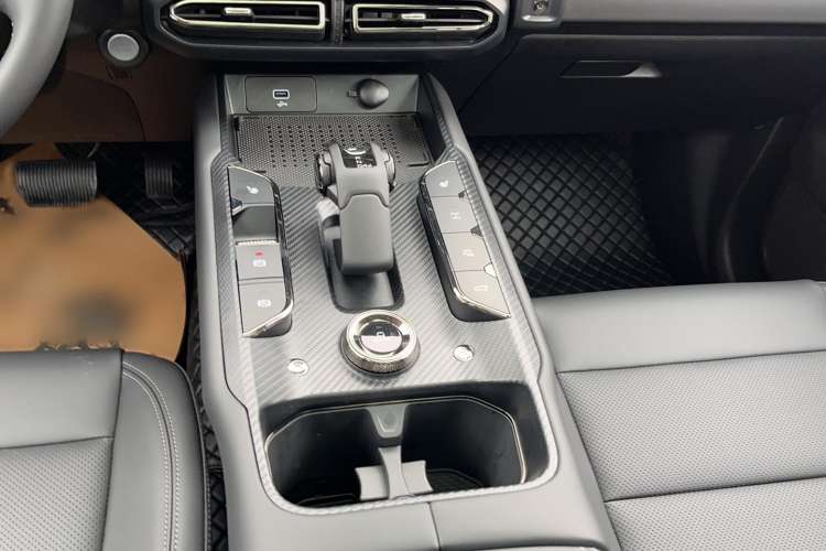 Used Haval H Dog 2023 2.0T All-Wheel-Drive Chaoye Plus Interior 6
